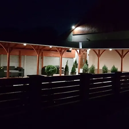 Club モーテル Kétegyháza