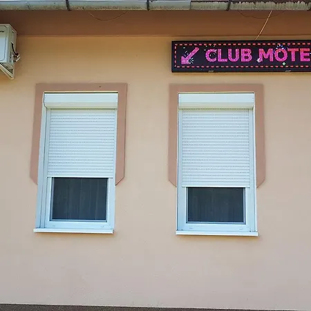 モーテル Club Kétegyháza